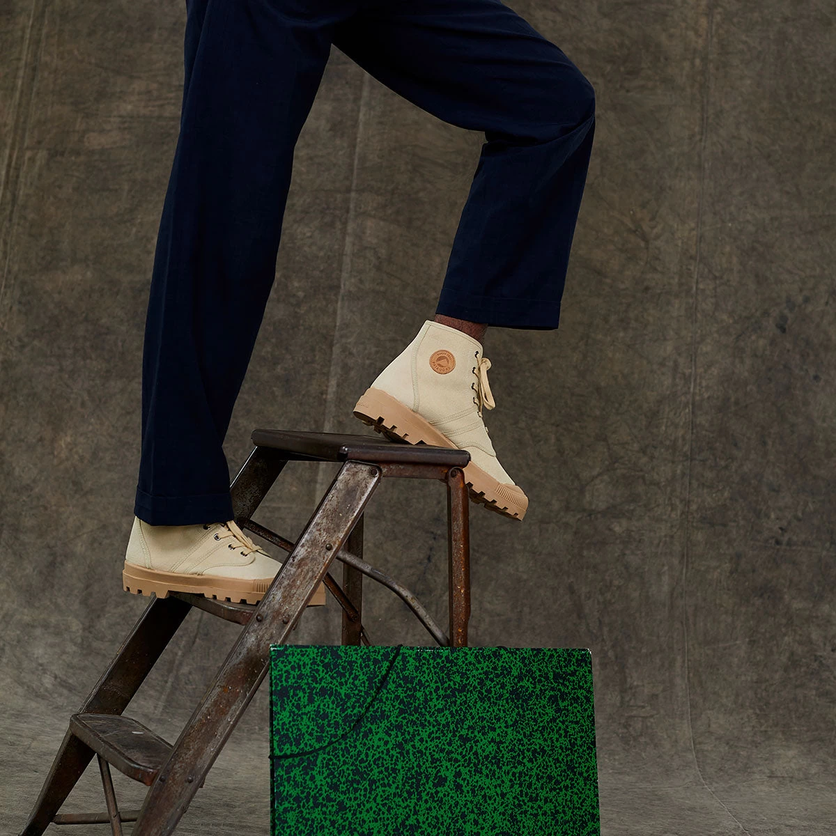 Pataugas AUTHENTIQUE/T H4G ECRU – Image 2